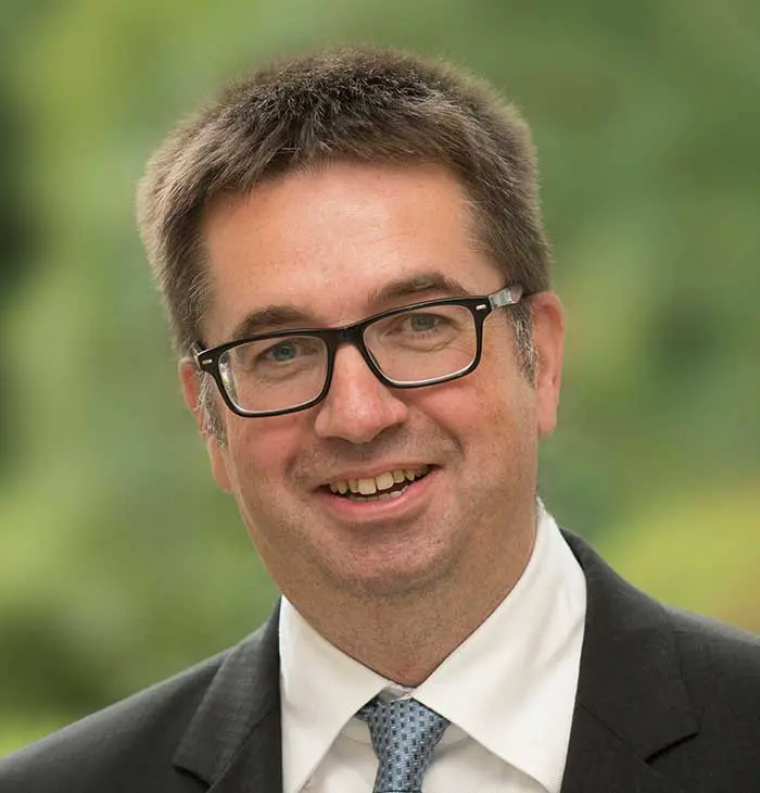 Prof. Dr. Stefan Behringer