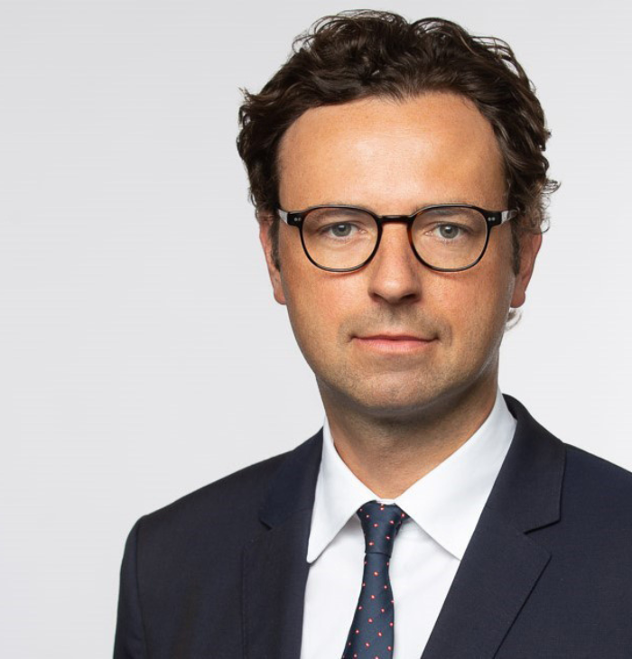 Dr. Tobias Teicke