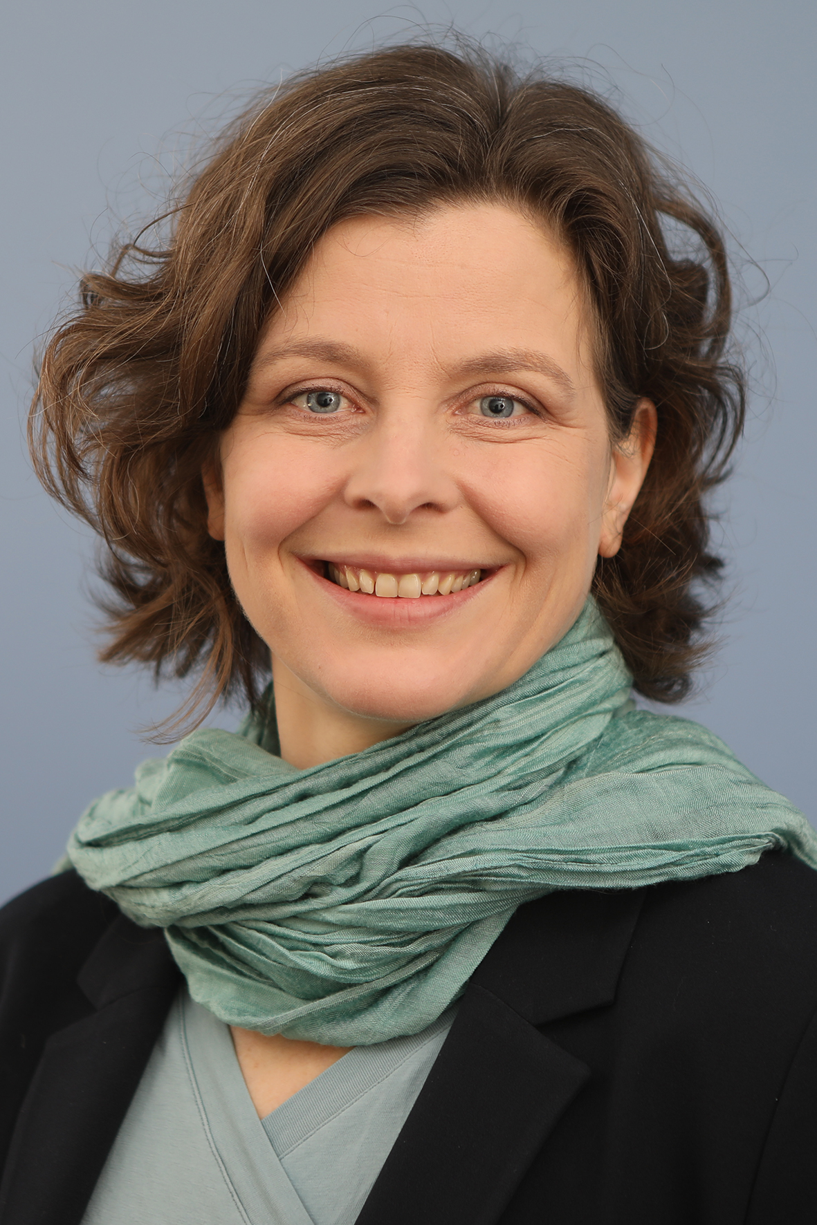 Dr. Dina Frommert
